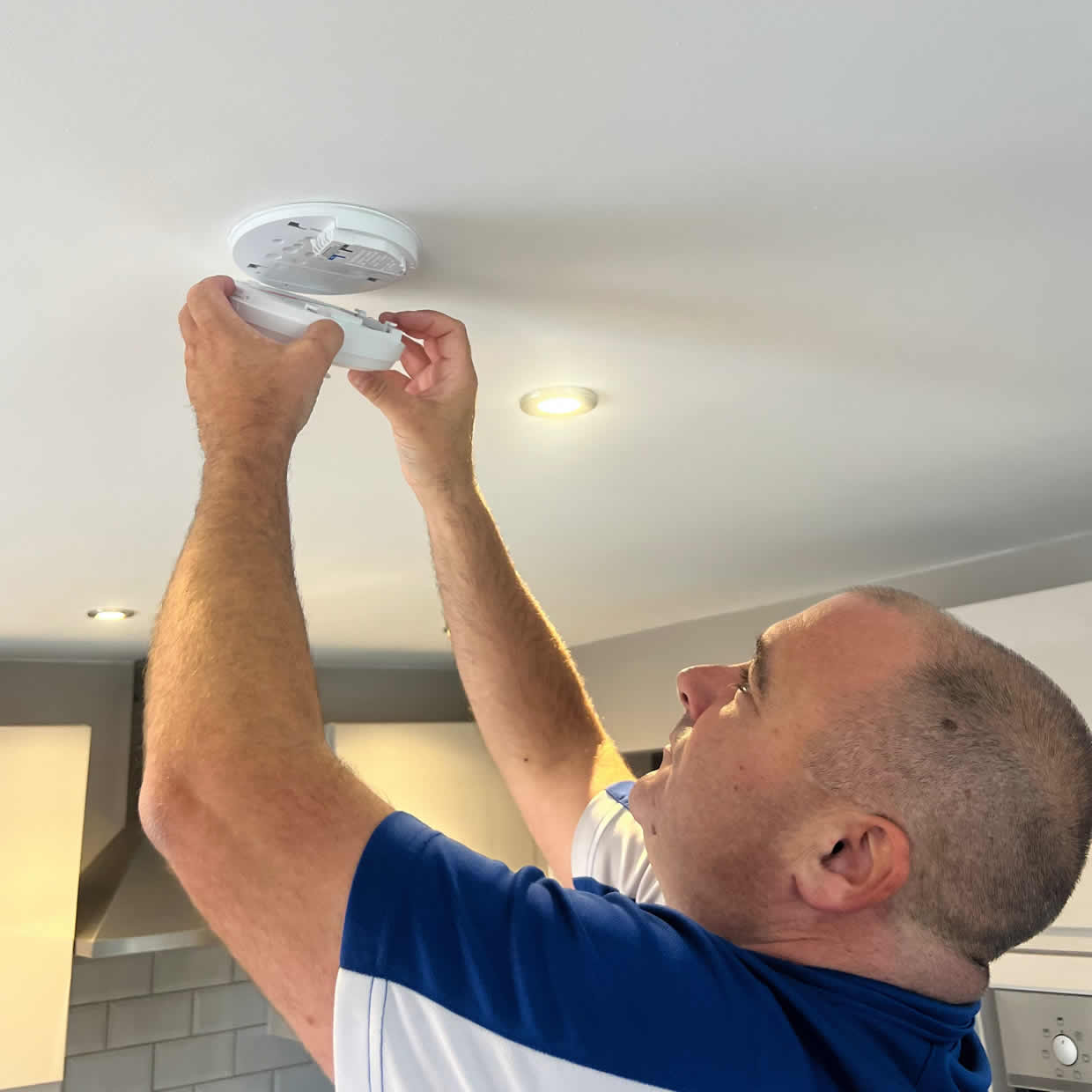 Professional smoke and heat alarm installation in Lancaster